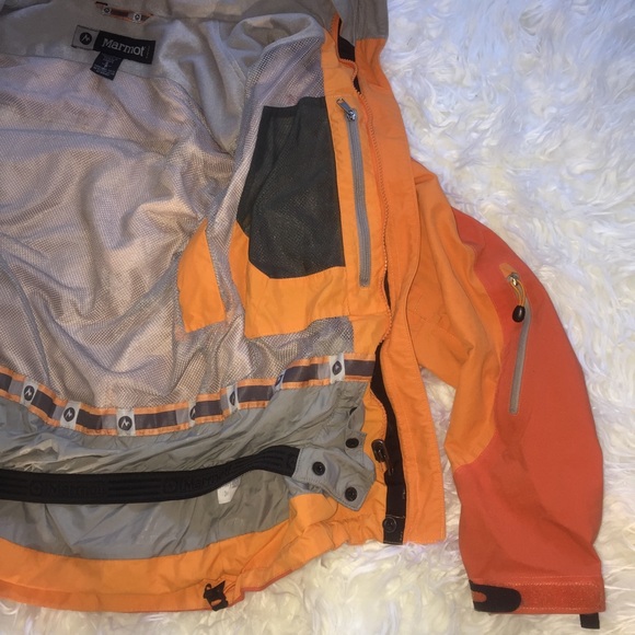 LAST CHANCE!❤️REMOVING. Orange MARMOT SKI/SNOWBOARD jacket shell coat❤️ - Picture 5 of 6